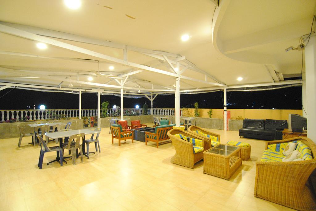 Hotel Panorama Tanjungpinang Zewnętrze zdjęcie